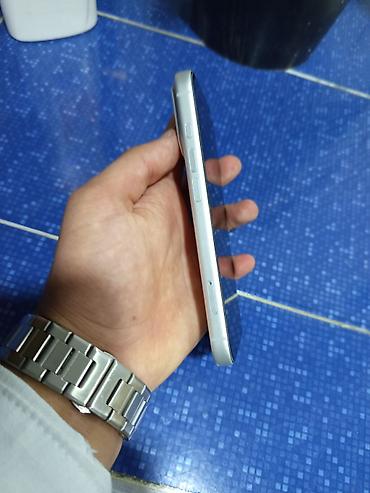 ayfon 16 qiyməti: IPhone 17 Pro, 256 GB, Gümüşü, Simsiz şarj — 4