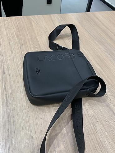 барсетка лакосте: Сумка через плечо Lacoste, компактная и лаконичная. - Цвет: черный — 3