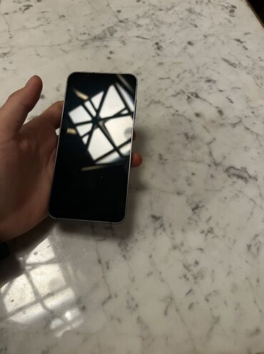 irşad telecom iphone 11 pro max 256 gb: Samsung Galaxy S24, rəng - Gümüşü, İki sim kartlı