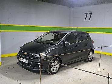 škoda octavia: Chevrolet Spark: 2017 г., 1 л, Вариатор, Бензин — 1