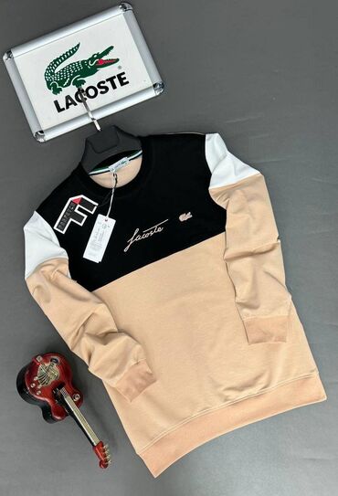 Duksevi: Muski duksevi u Vel. M,L,XXL
Premijum kvalitet
3000 din.
Uvoz Turska — 18