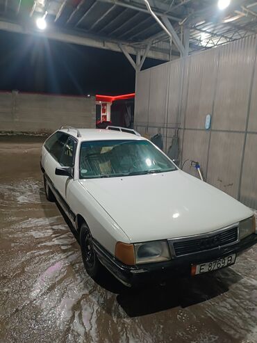 обмен на автомобиль: Audi 100: 1985 г., 1.8 л, Механика, Бензин, Универсал