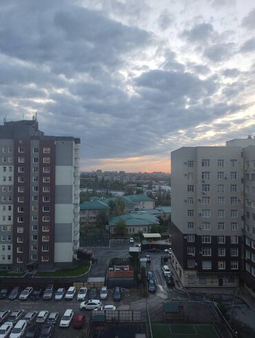2х комнатная квартира продаётся: 2 комнаты, 81 м², Элитка, 8 этаж, ПСО (под самоотделку)