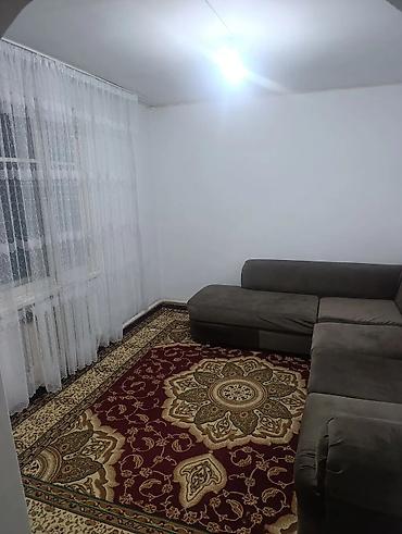 Үйлөрдү ижарага берүү: 50 м², 3 бөлмө, 3-мкр, Жаныбарлары жок — 9