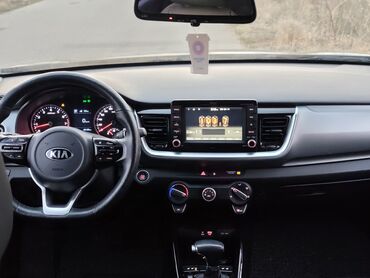 Kia: Kia Stonic: 2019 г., 1.4 л, Автомат, Бензин, Кроссовер — 4