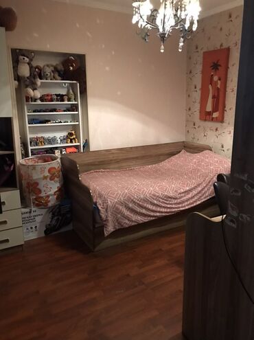 Həyət evləri və villaların satışı: Satılır: həyət evi (təmirli, həyətli sahə) - Plan: girişdə eyvanlı — 31