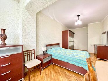 Долгосрочная аренда квартир: 3 комнаты — 4