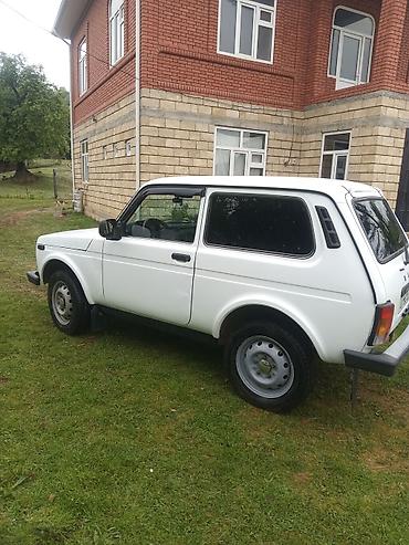 torpaqla barter maşınlar: VAZ (LADA) 4x4 Niva: 1.7 l | 2012 il 18800 km Ofrouder/SUV — 3