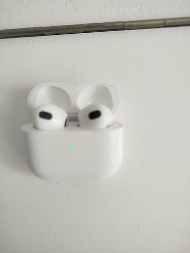 air 3: Apple Airpods 3 - Форм‑фактор: внутриканальные вкладыши с короткими — 2