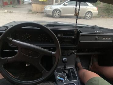 меняю участок на авто: ВАЗ (ЛАДА) 2107: 2000 г., 1.5 л, Механика, Бензин, Седан