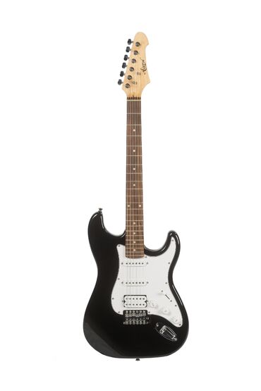 Гитары: Электрогитара Stratocaster, сингл+сингл+хам, в комплекте шнур и рычаг