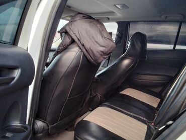 Toyota: Toyota hibrid sedan – geniş və texnoloji salon - Hibrid sistemli — 6