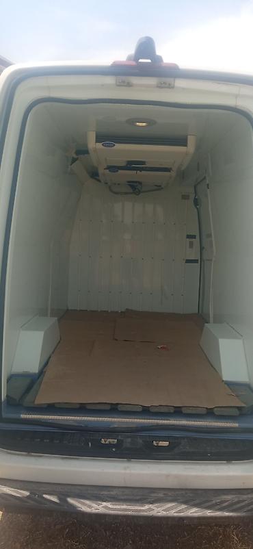 Рефрижераторный фургон Mercedes‑Benz Sprinter (белый, удлинённый