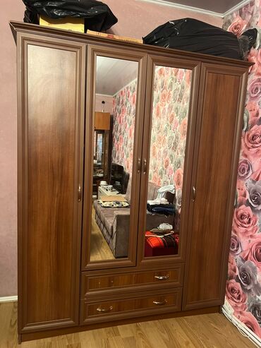 paltar şfaneri: Şifaner satılır 110azn.
Şamaxinka
Zəhra🌷0909azx