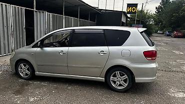 belarus 892 2: Toyota Ipsum: 2002 г., 2.4 л, Автомат, Бензин, Минивэн — 3