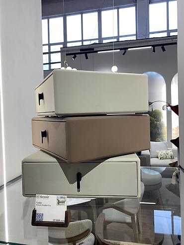 Прикроватные тумбы: Минималистичные настенные тумбы Memoir Modular TumbBox Trio - Формат — 2