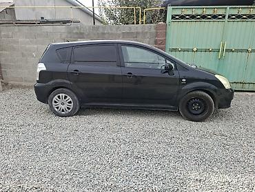 Унаа сатуу: Toyota Corolla Verso: 2005 г., 1.8 л, Кол менен иштөөчү, Газ, Вэн/Минивэн — 2