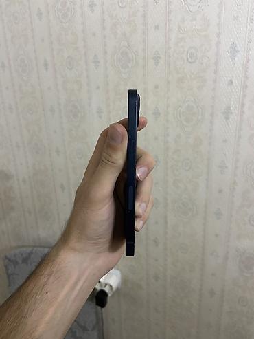 iphon: IPhone 13, 128 GB, Qara, Face ID — 3