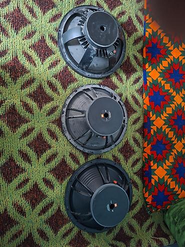 Сабвуферные динамики JBL (3 шт.) цена за все згоревшые нужен ремонт