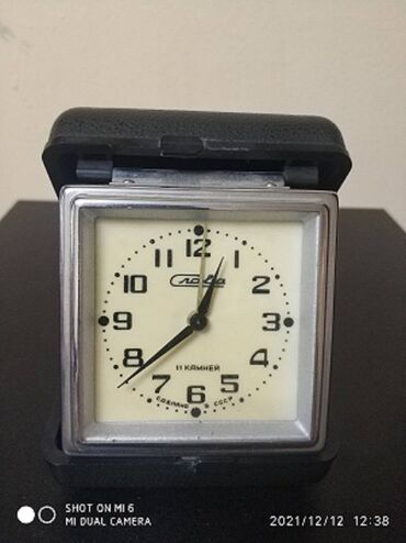 Антикварные часы: Антикварные часы