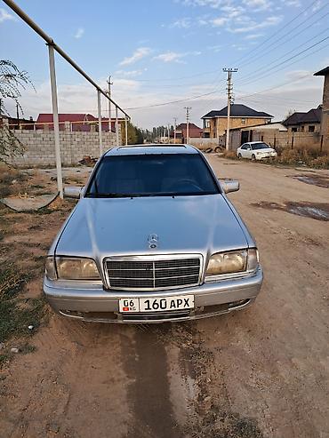 капот w202: Mercedes-Benz C-Class: 1994 г., 1.8 л, Автомат, Бензин, Седан — 2
