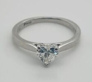 Prstenje: Prelep prsten od hiruskog čelika