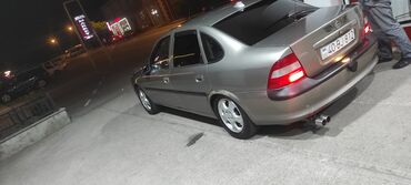 авторазбор грузовых авто: Opel Vectra: 1.8 l | 1996 il 356000 km Sedan