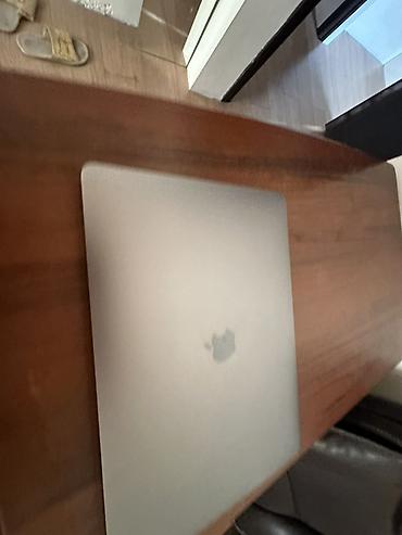 4k tv: MacBook Pro 15 2016года работает отлично, заряд держит хорошо 15 — 5