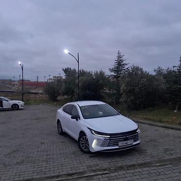 BYD: BYD Destroyer 05: 1.5 l | 2025 il 5700 km Sedan — 6