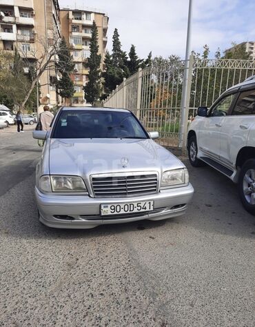 w203 mercedes: Mercedes-Benz