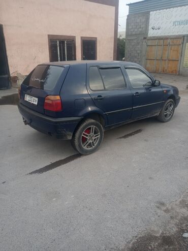 Volkswagen: Volkswagen Golf: 1992 г., 1.6 л, Механика, Бензин, Седан