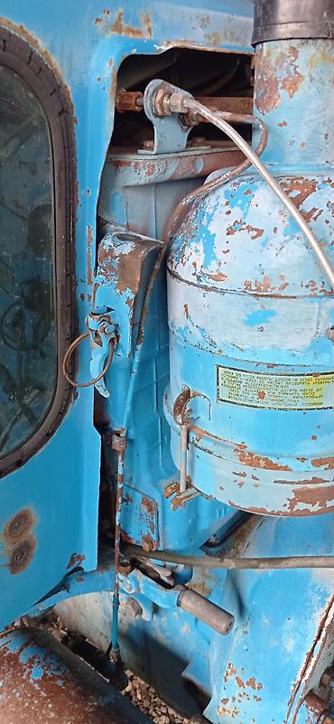 Traktorlar: Satılır traktor zavodu ili 1990 — 15