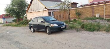 Toyota: Toyota Vitz / Platz / Yaris / Echo: 2000 г., 1.5 л, Автомат, Бензин, Седан