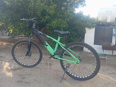 Velosipedlər: Velosiped 22 lik dir heç sürülməyib bmx dır təkərlər doludur iki — 5