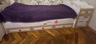 Yataq otağı dəstləri: İkinəfərlik çarpayı — 9