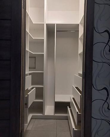 Шифоньеры, шкафы для одежды: Шифоньер, шкаф для одежды, Прямой at lalafo.kg — 34 Шифоньеры, шкафы для одежды: Шифоньер, шкаф для одежды, Прямой — 34