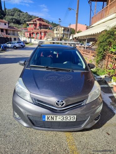 Οχήματα: Toyota Yaris: 1.4 l. | 2014 έ. Λιμουζίνα