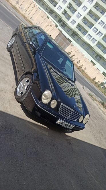Mercedes-Benz: Mercedes-Benz E-Class W210 sedan - Kuzov: 4 qapılı sedan, qara rəng - — 5