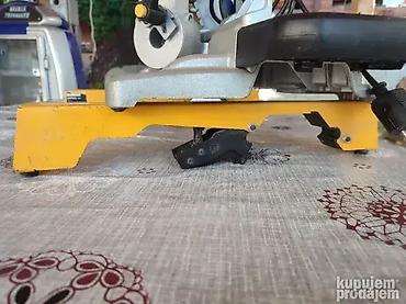 Ostali alati i mašine: Potezni ger DeWalt DWS sa postoljem DeWalt DE – ODLIČNO! Potezni ger — 10