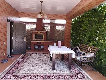 Продажа коттеджей и домов: Продаю загородную усадьбу в с. Таш-мойнок, по Алма-атинской вверх 12 — 15