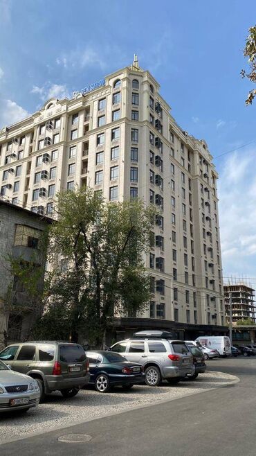 3х комнатная квартира в джале: 3 комнаты, Риэлтор, С мебелью полностью