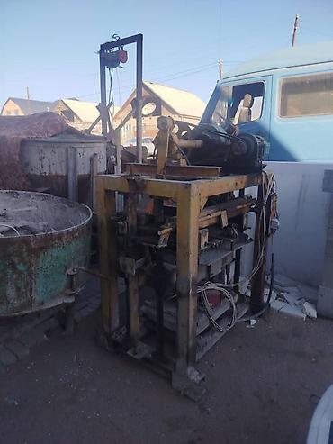 Производство пескоблоков: Срочно срочно Вибропресс для производства строительных блоков — 2