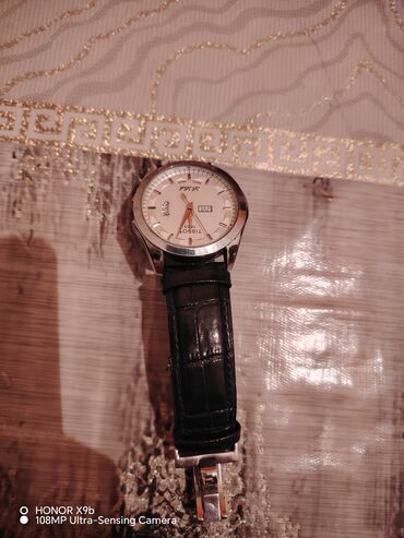 saat casio: Qol saatı, Tissot, rəng - Qara