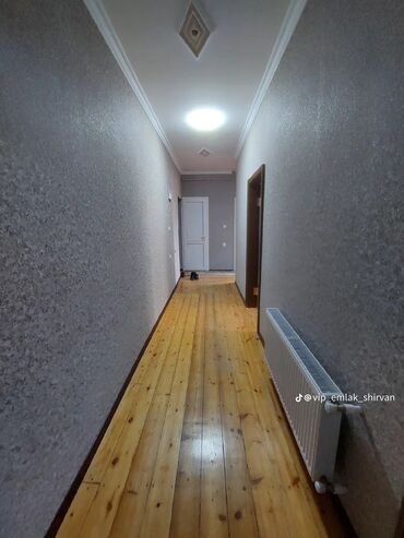 квартиры в аренду в баку: Bakı, 5-ci mikrorayon, 2 otaqlı, Köhnə tikili, m. Memar Əcəmi, 90 kv. m