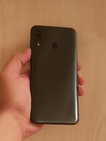 Xiaomi: Samsung A30, 32 GB, rəng - Göy, Barmaq izi, İki sim kartlı, Face ID