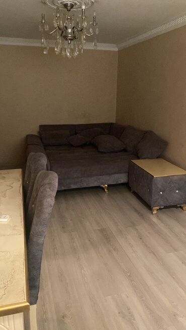 oglanlar ucun kiraye evler: Otaq yoldaşı bəy axtarılır normal mədəni təmizkar iş adamına üstünlük