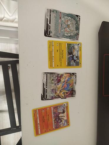 лава: Набор коллекционных карт Pokémon TCG: - Zacian V — 220 HP, карточка с — 1