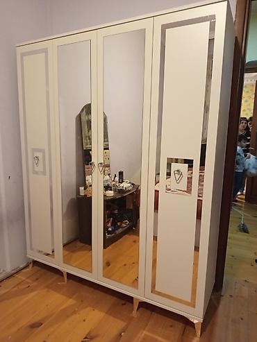 paltar qardirobu: Yeni, 4 qapılı, Güzgülü, Bej, Açılan, Düz dolab — 2