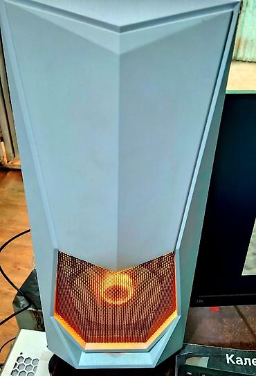 Настольные ПК и рабочие станции: Компьютер, ядер - 8, ОЗУ 8 ГБ, Игровой, HDD + SSD — 4