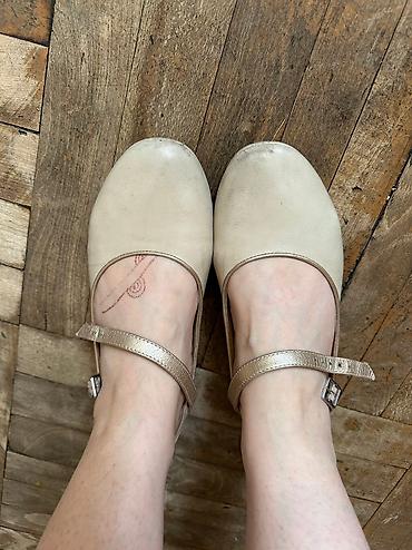Туфли: Туфли, 38, Clarks, Б/у, цвет - Бежевый, Самовывоз — 7